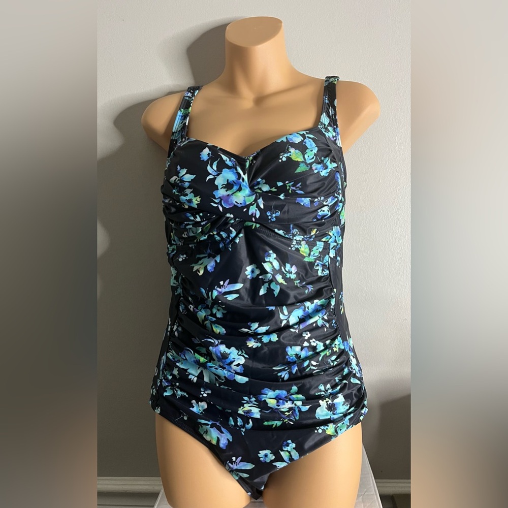 Women swimsuit